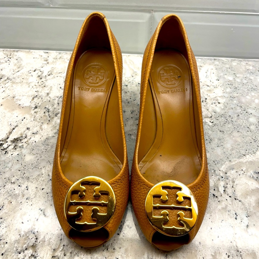 Tory Burch Jolie Peep Toe Wedges size 6
